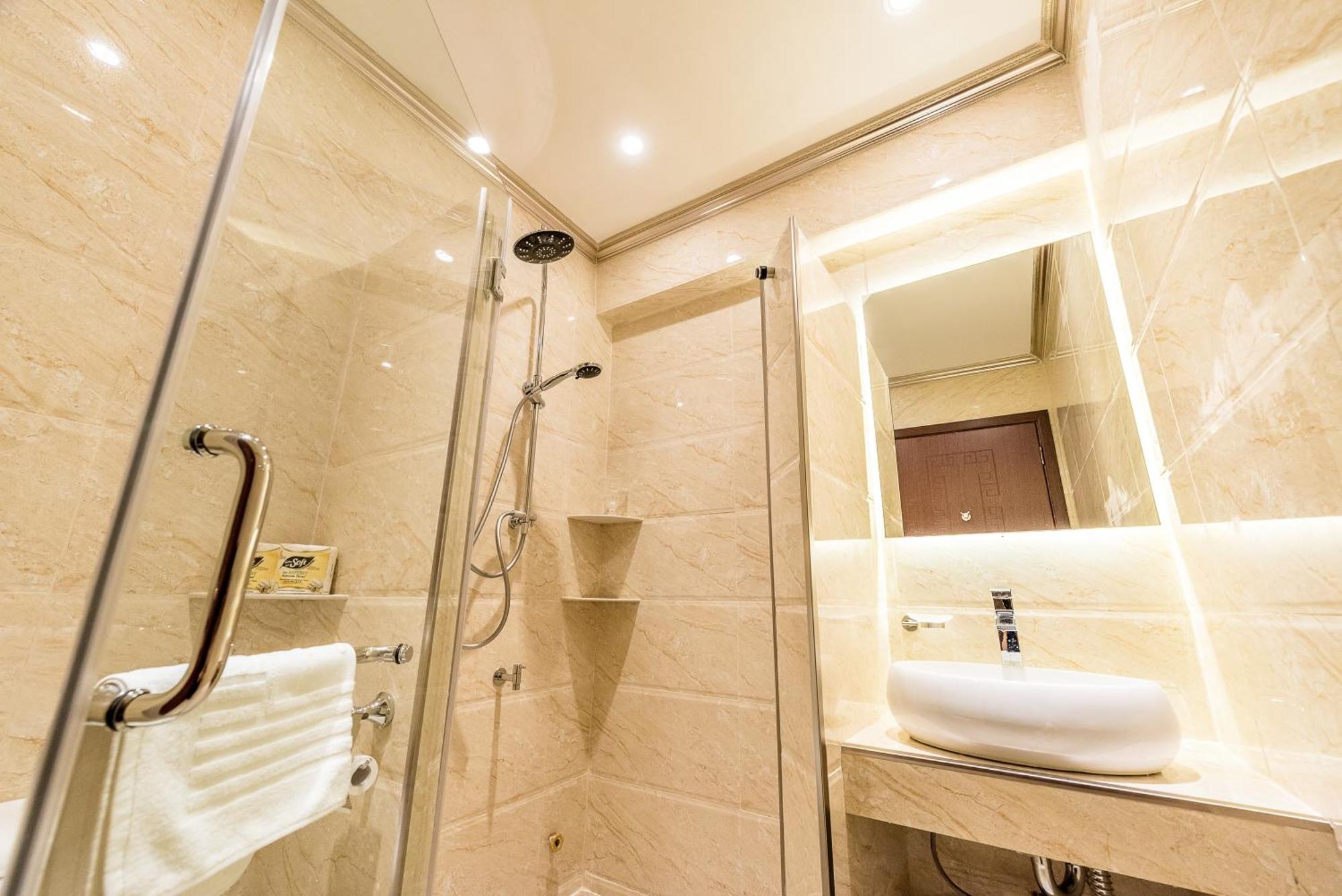 Cj Residence - Opposite Public Bank Centre Point Kota Kinabalu Ngoại thất bức ảnh